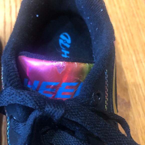 Heelys-kids size 3 - Picture 8 of 13